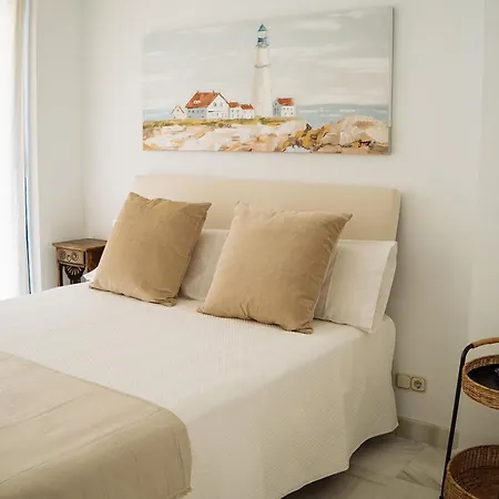 Komodo Marbella House - Bright Beachfront Duplex With Parking, Pool & Gym Exterior photo